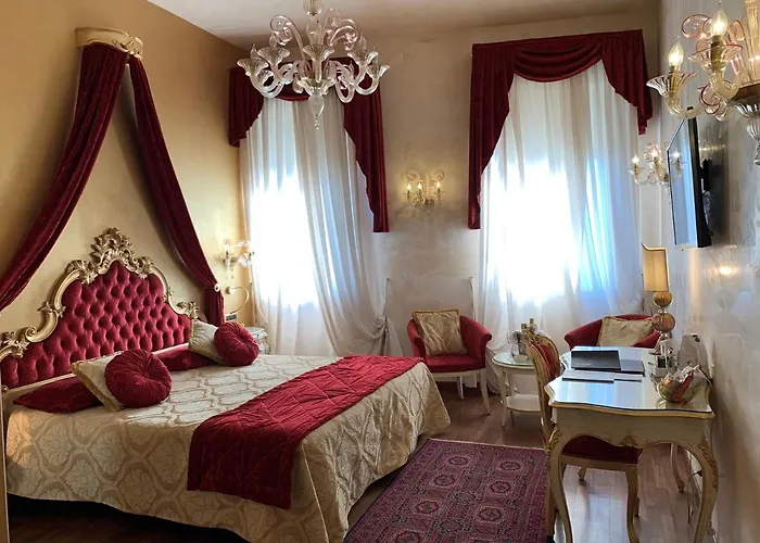 Hotel Savoia & Jolanda Venise