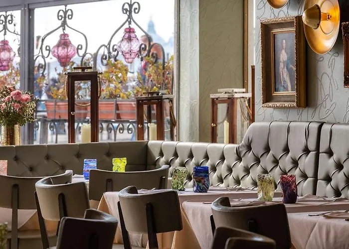 Hotel Savoia & Jolanda