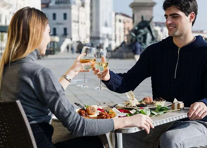 Savoia & Jolanda Venise