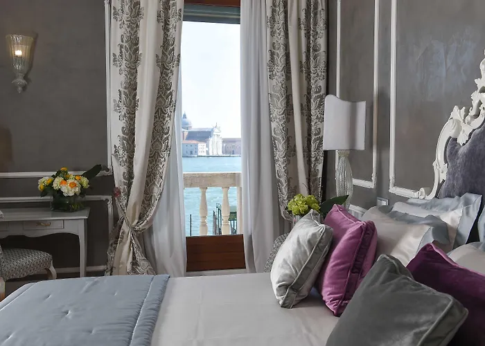 Hotel Savoia & Jolanda 4*