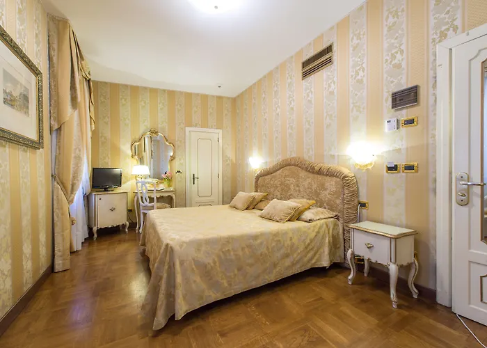 Hotel Savoia & Jolanda 4*