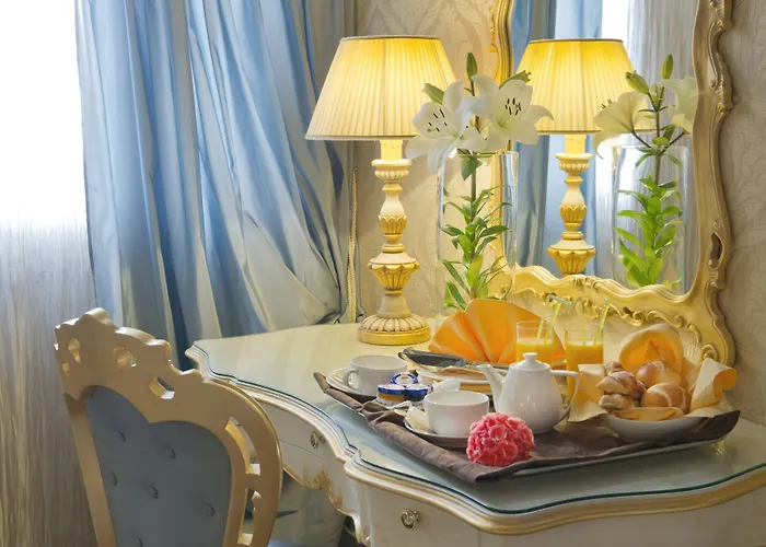 Savoia & Jolanda Venise