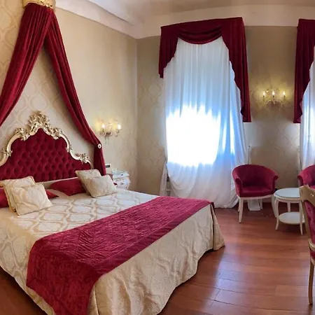 Savoia & Jolanda Hotel 4*
