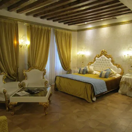 Hotel Savoia E Jolanda, Worldhotels Elite Hotel 4*