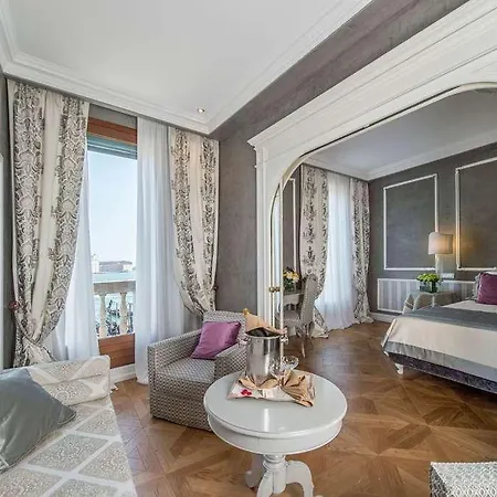 Savoia & Jolanda 4* Benátky