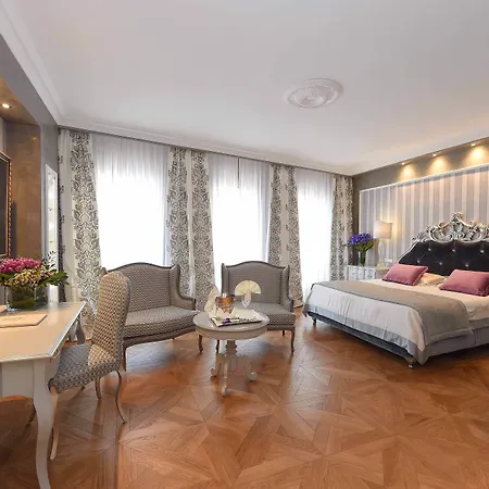 Savoia & Jolanda 4* Benátky