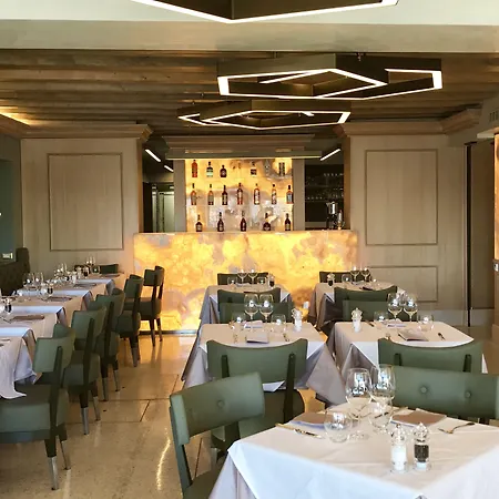 Savoia & Jolanda Hotel 4*