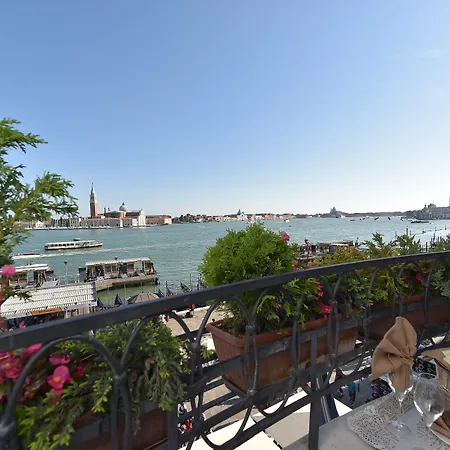 Hotel Savoia & Jolanda