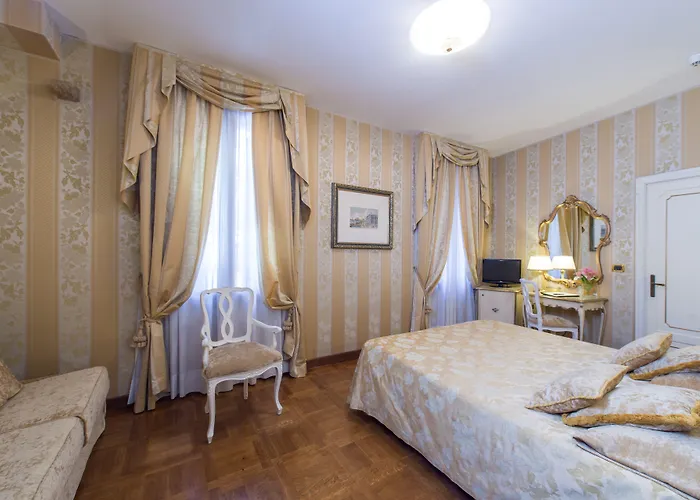 Hotel Savoia & Jolanda 4*