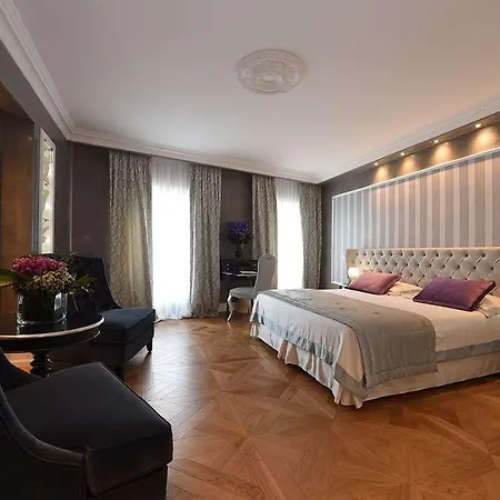 Savoia & Jolanda Venetië