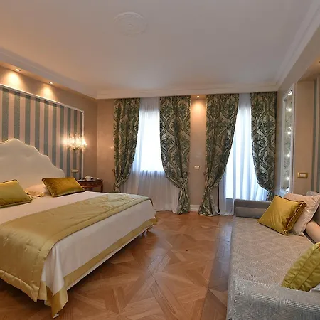 Savoia & Jolanda Hotel 4*